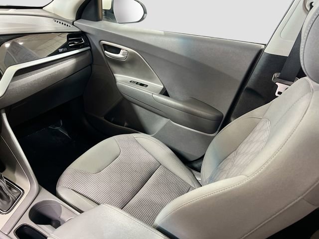 Certified 2022 Kia Niro LX image 22