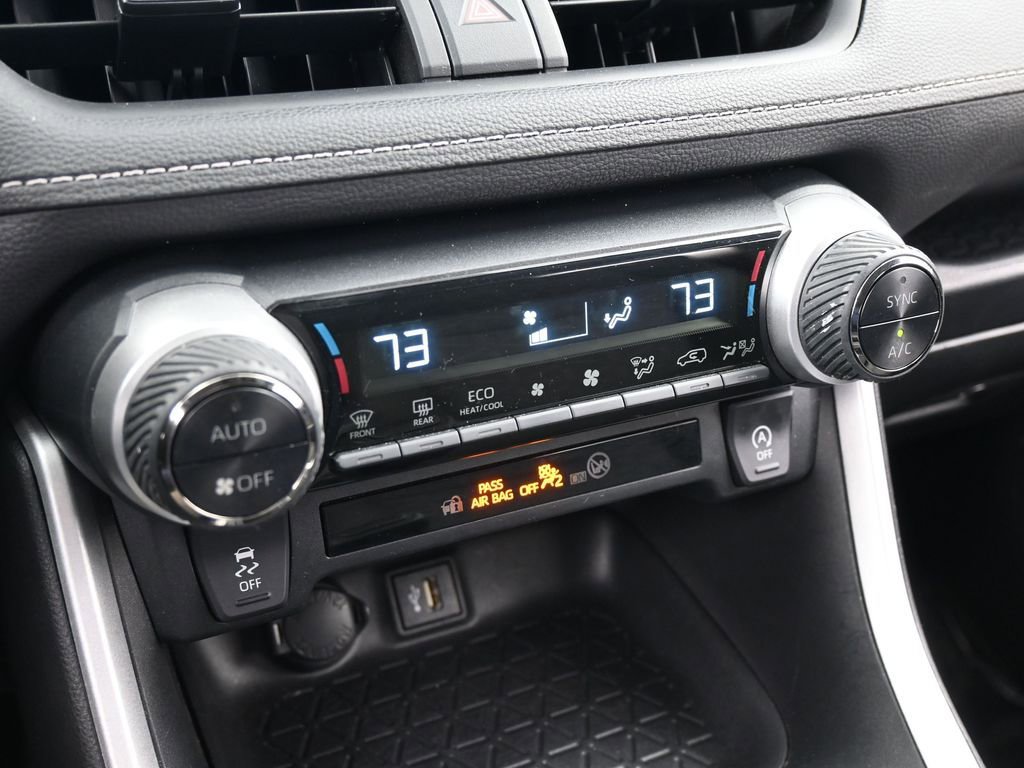 Used 2024 Toyota RAV4 XLE image 25