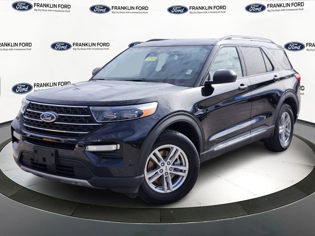 Certified 2022 Ford Explorer XLT w/ Equipment Group 202A image 1