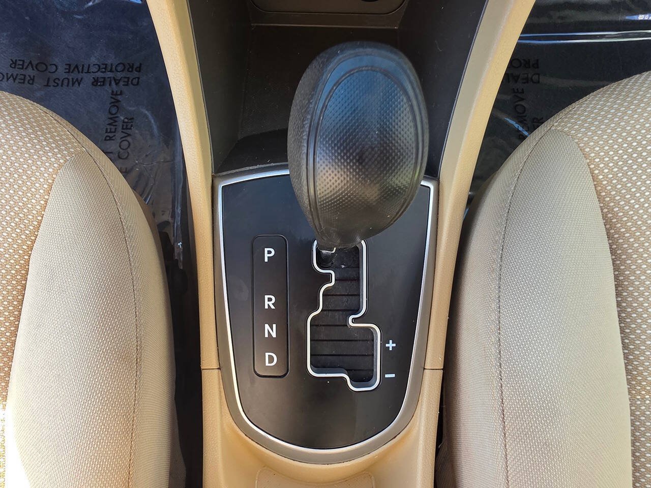 Used 2014 Hyundai Accent GLS FWD image 37