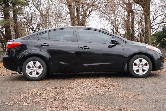 Used 2016 Kia Forte LX image 10