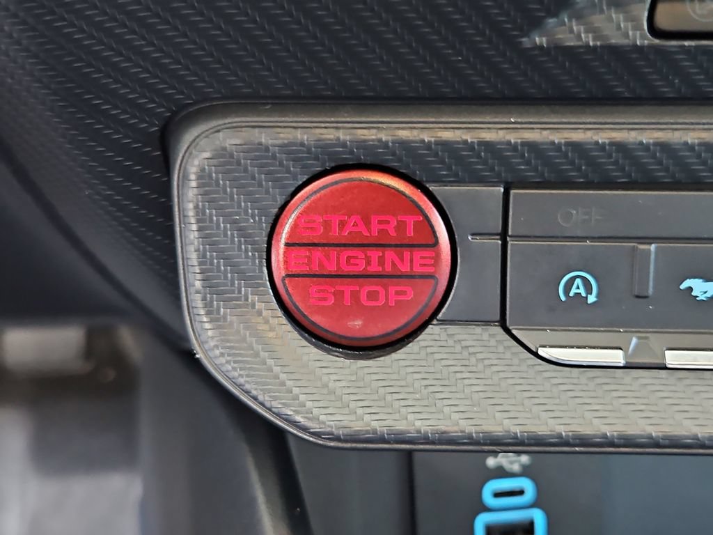 Used 2024 Ford Mustang Coupe RWD image 20