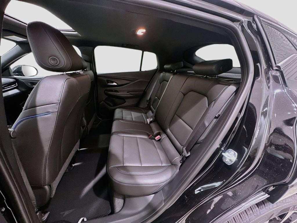 New 2026 Buick Envista Sport Touring w/ Convenience I Package FWD image 25