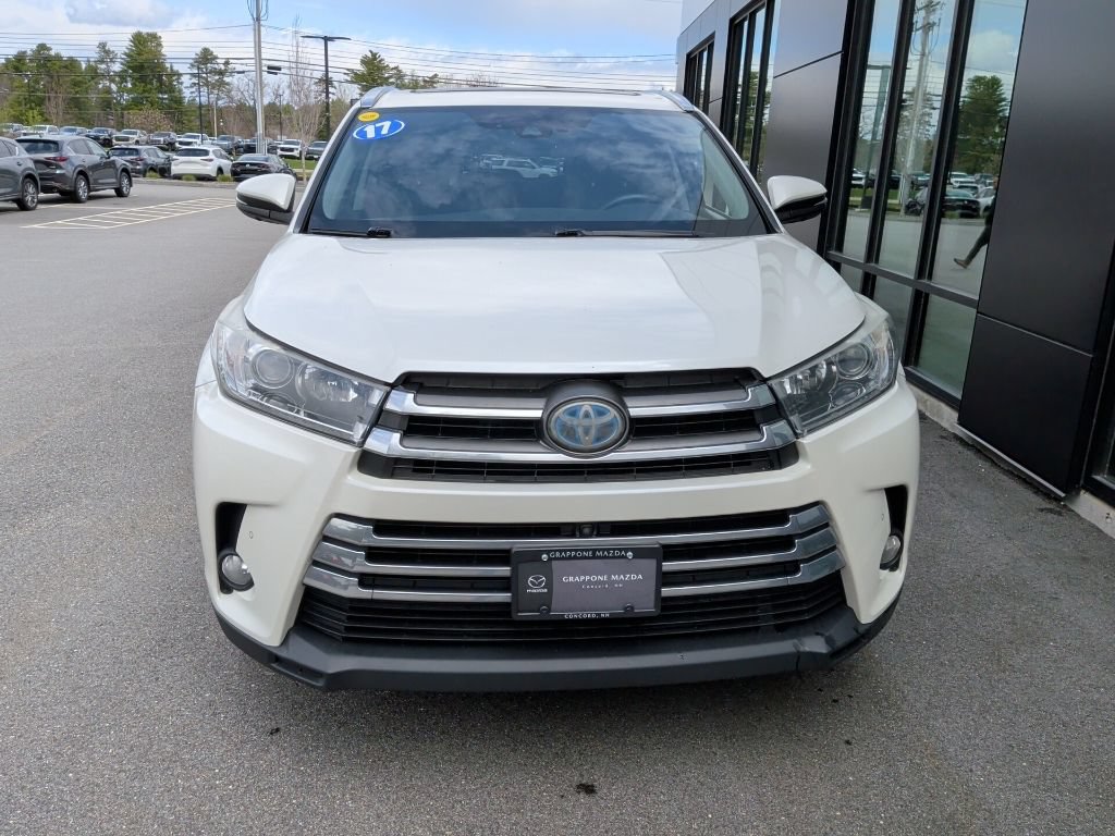Used 2017 Toyota Highlander Limited Platinum AWD/4WD image 3