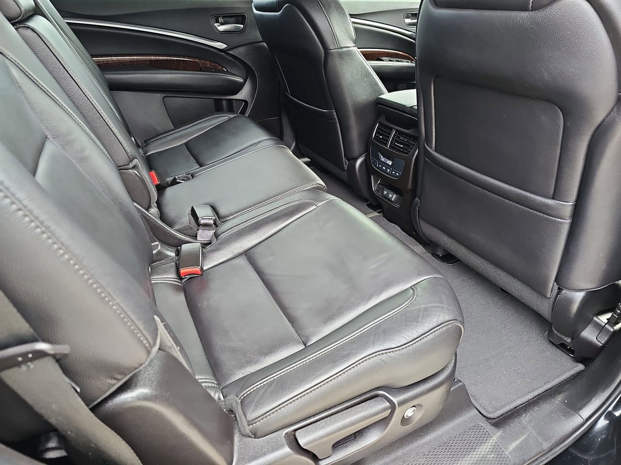 Used 2018 Acura MDX FWD image 14