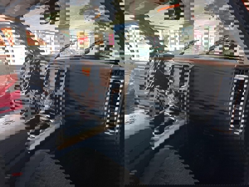 Used 2016 RAM 1500 Outdoorsman image 27