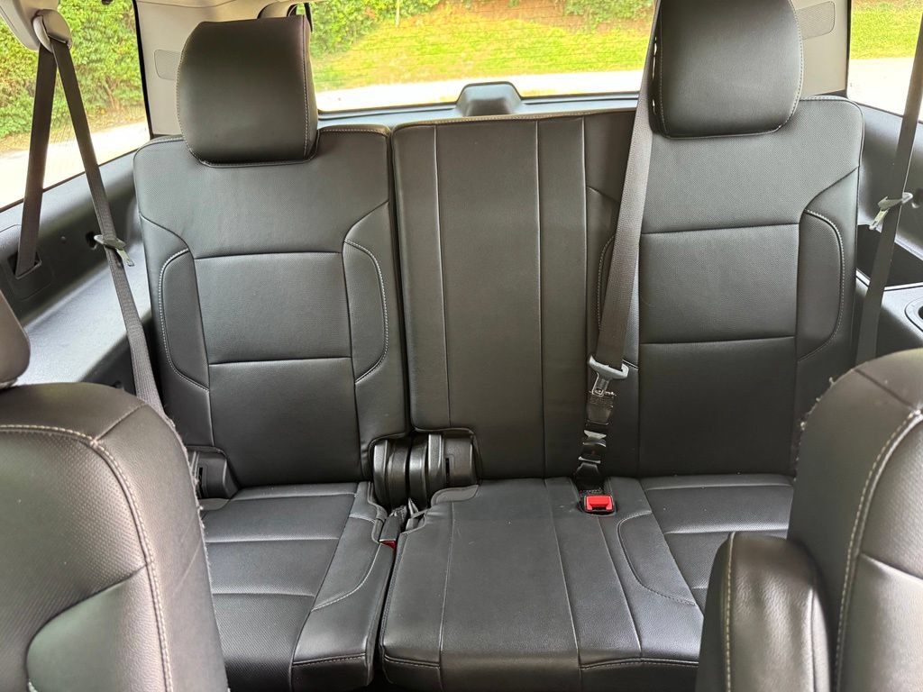 Used 2020 GMC Yukon XL SLT w/ Open Road Package AWD/4WD image 24