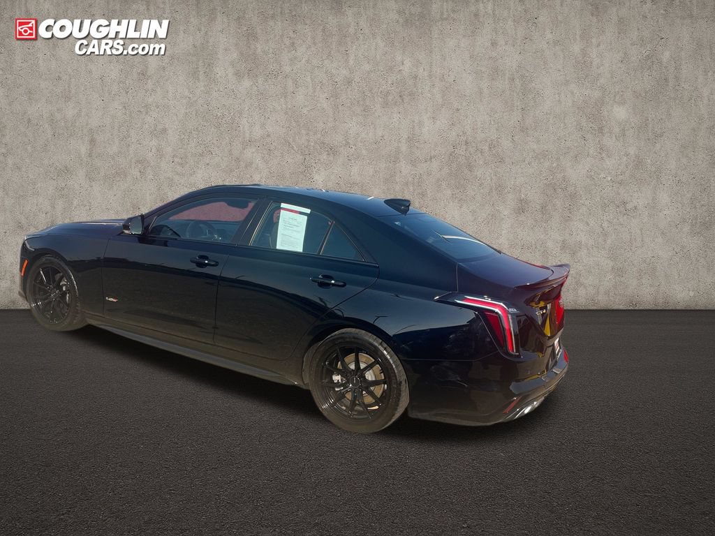 Used 2023 Cadillac CT4 V w/ Technology Package RWD image 4