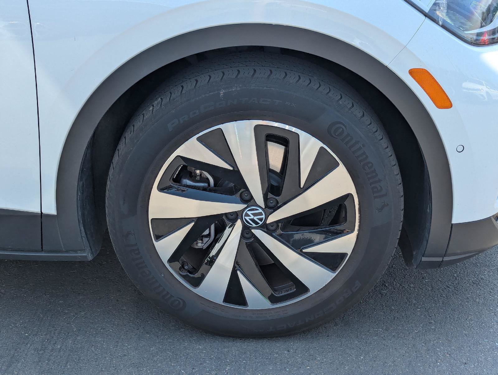 Used 2024 Volkswagen ID.4 2WD image 8