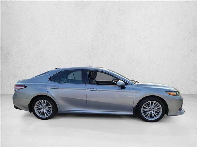 Used 2020 Toyota Camry XLE w/ Driver Assist Package FWD image 4