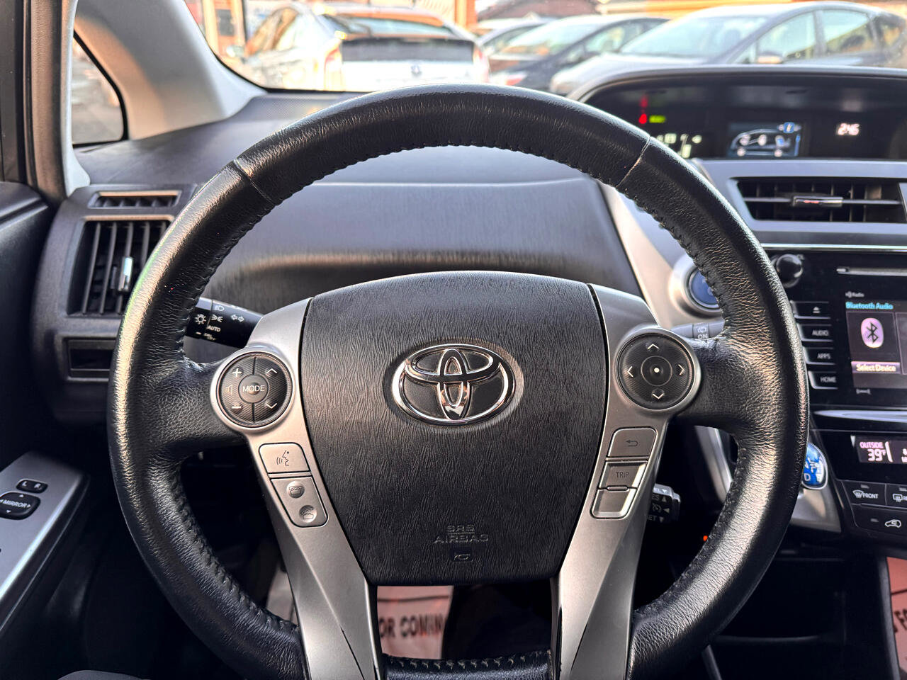 Used 2017 Toyota Prius V Three image 10