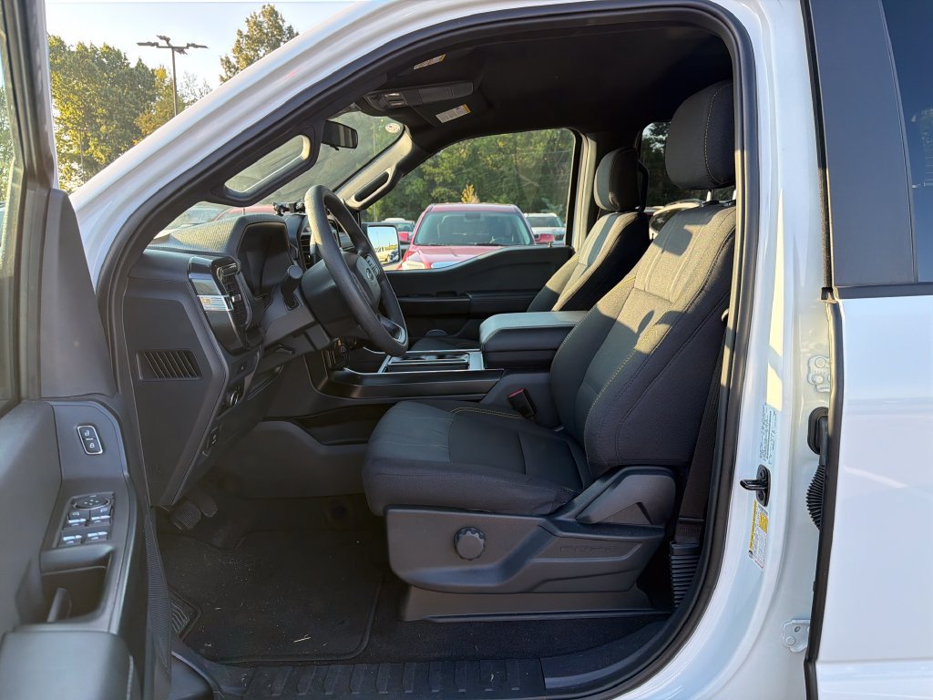 Used 2025 Ford F150 STX w/ Equipment Group 200A RWD image 20