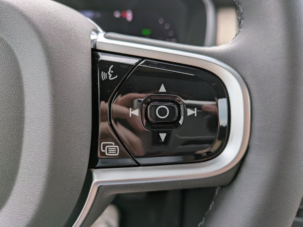 New 2026 Volvo XC90 T8 Ultra w/ Protection Package Premier AWD/4WD image 25