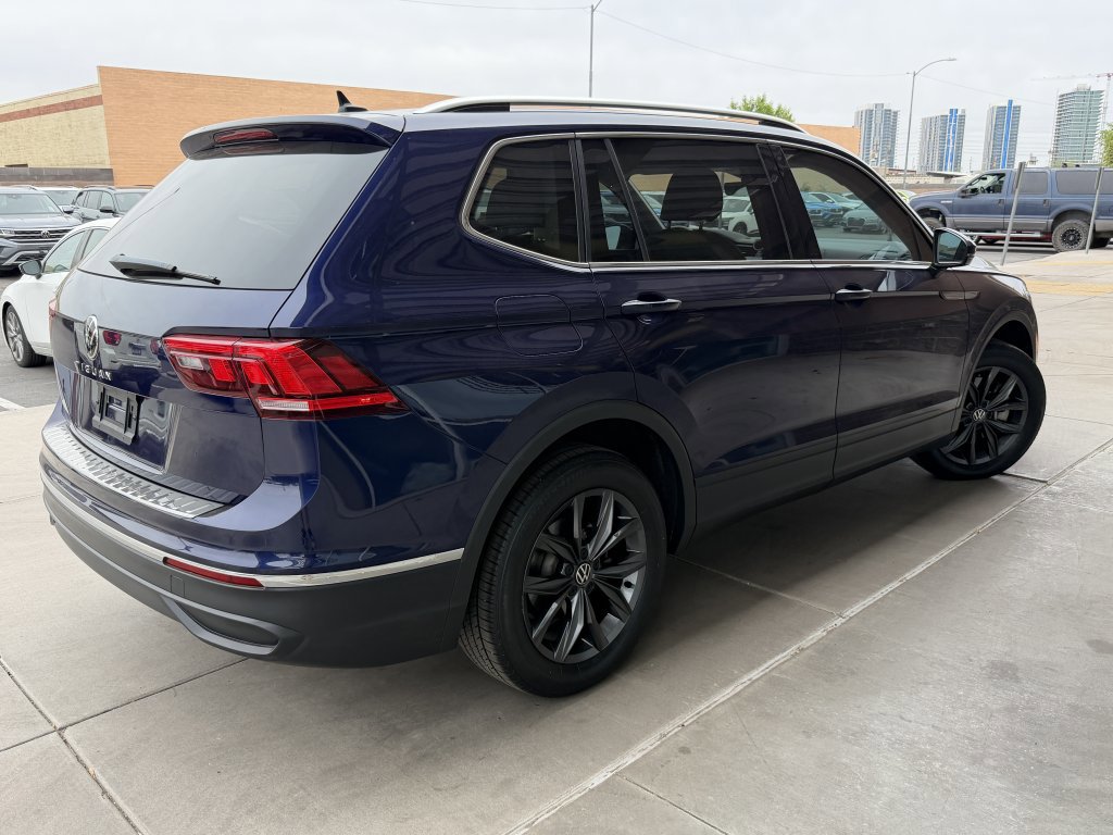 Used 2022 Volkswagen Tiguan SE FWD image 4