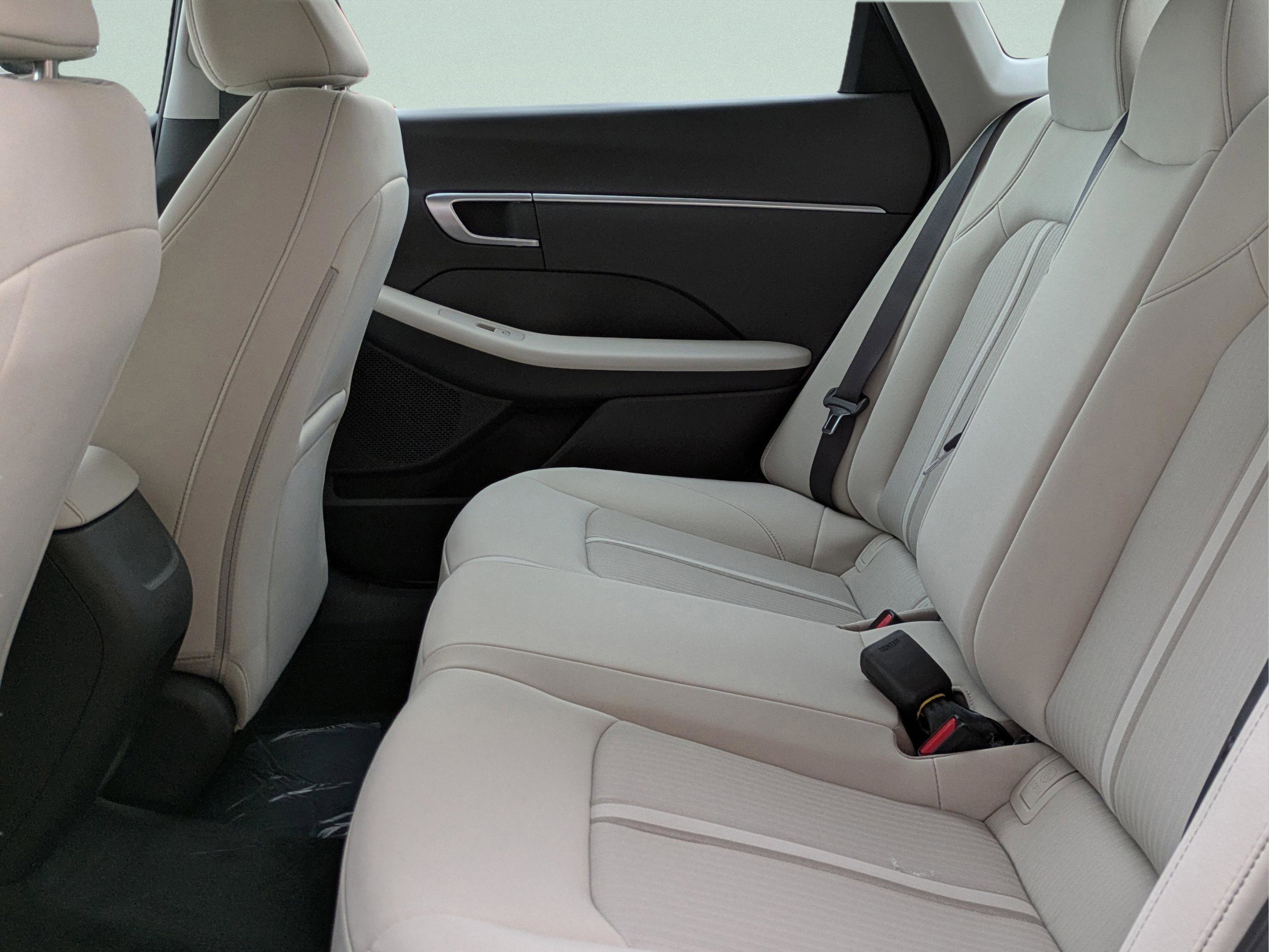 New 2026 Hyundai Sonata SE FWD image 15