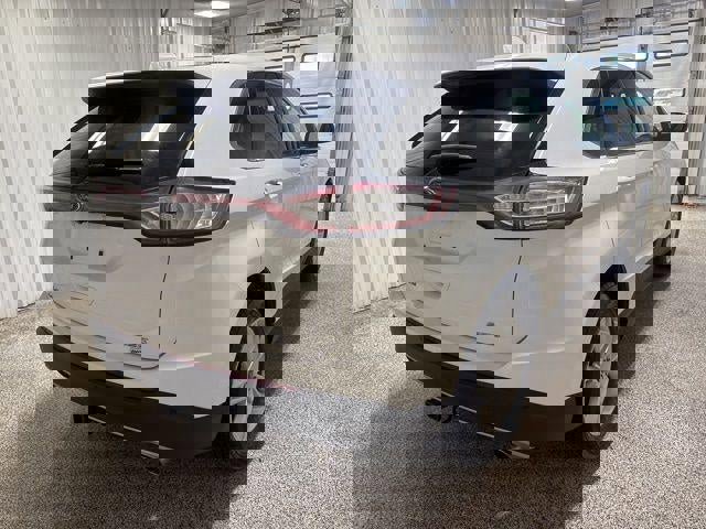 Used 2015 Ford Edge SEL w/ Equipment Group 201A AWD/4WD image 3