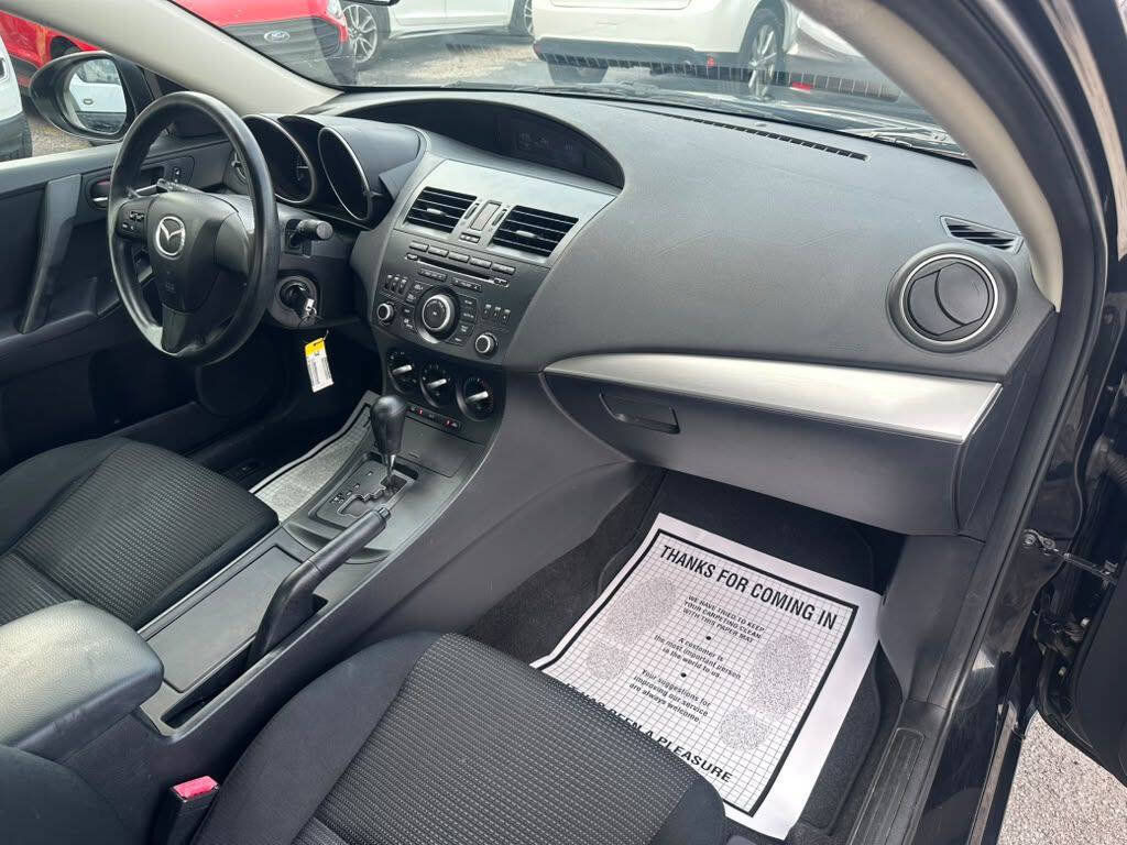 Used 2012 MAZDA MAZDA3 i Sport FWD image 17