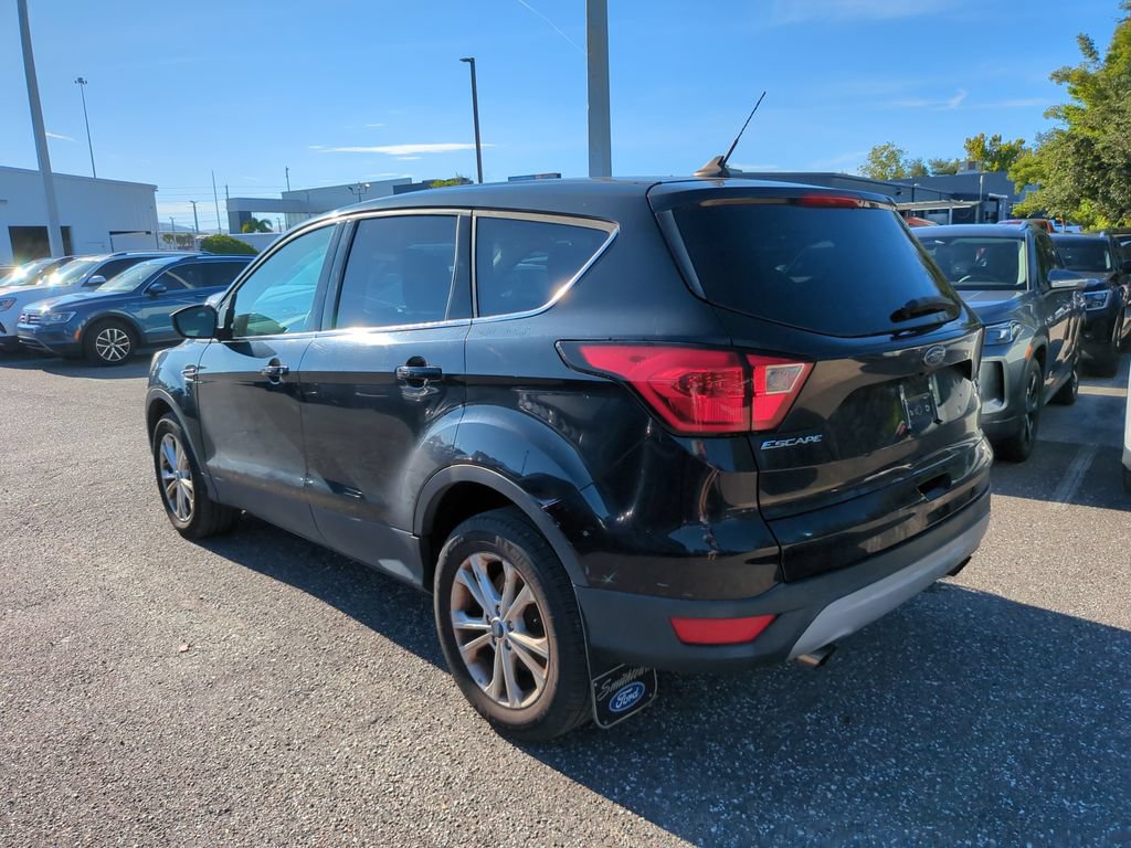 Used 2019 Ford Escape SE AWD/4WD image 4