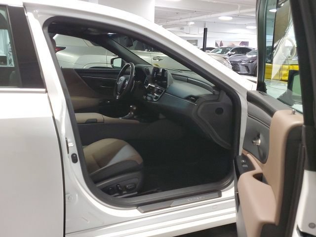 Used 2025 Lexus ES 350 w/ Premium Package FWD image 23