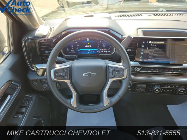 Used 2026 Chevrolet Silverado 1500 RST AWD/4WD image 11