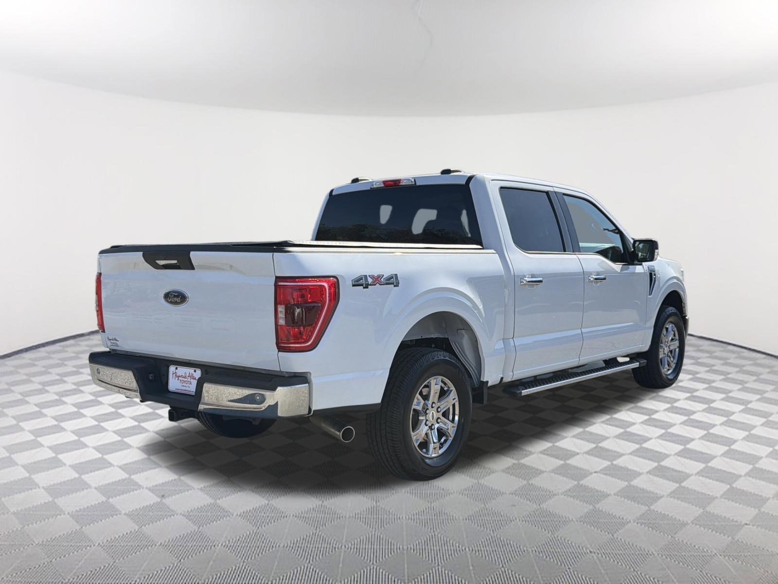 Used 2021 Ford F150 XLT w/ Equipment Group 301A Mid image 17