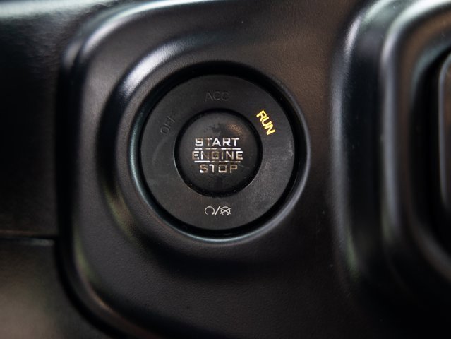 Used 2020 Jeep Wrangler Unlimited Sahara image 16