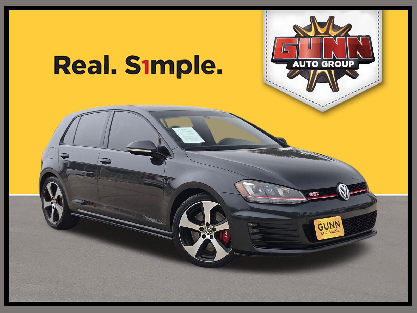 Used 2017 Volkswagen GTI SE image 1