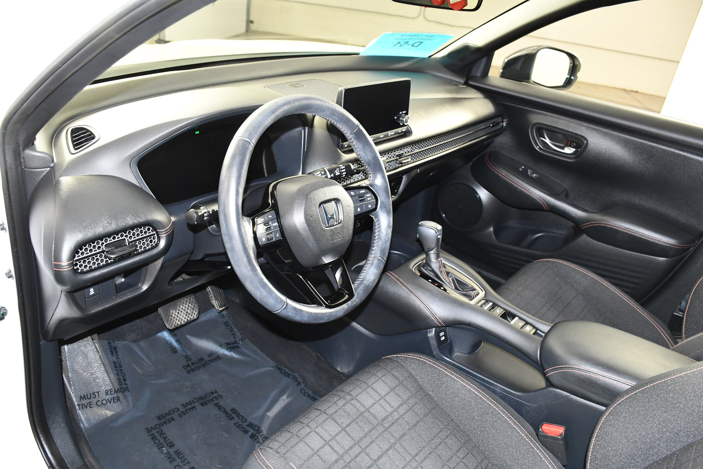Certified 2024 Honda HR-V Sport image 2