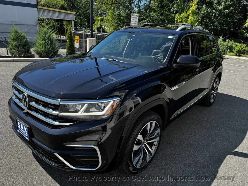 Used 2022 Volkswagen Atlas SEL Premium AWD/4WD image 11