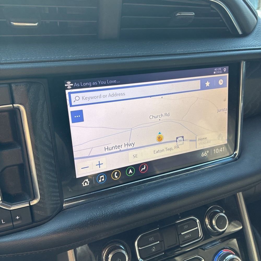 Used 2021 GMC Yukon XL Denali w/ Denali Premium Package image 13