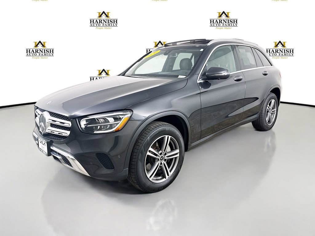 Used 2020 Mercedes-Benz GLC 300 4MATIC image 3