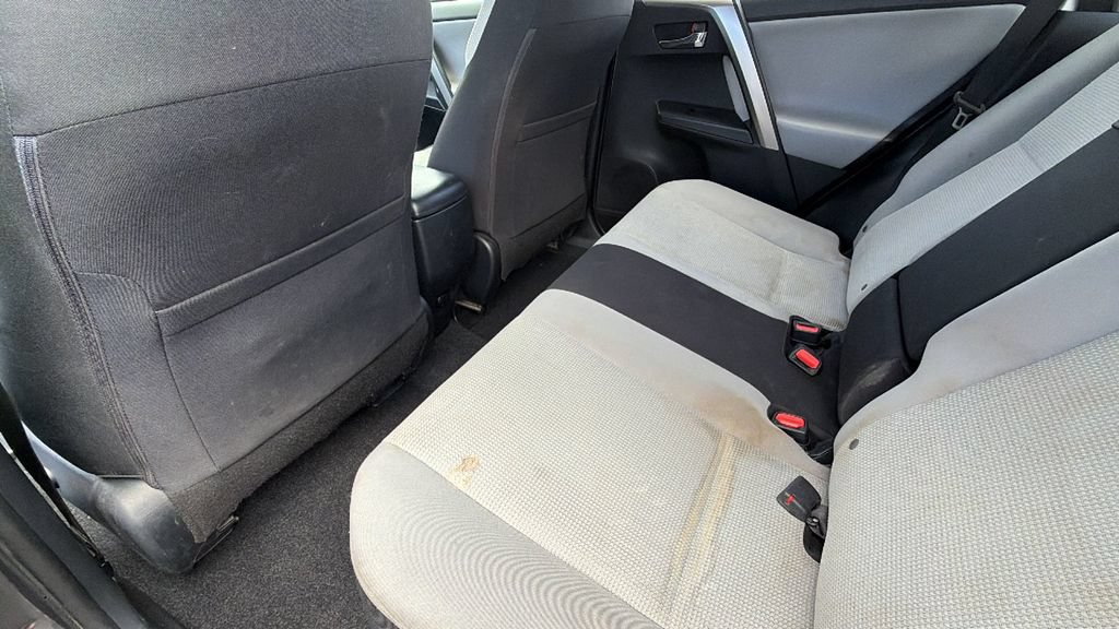 Used 2018 Toyota RAV4 XLE w/ Convenience Package AWD/4WD image 24