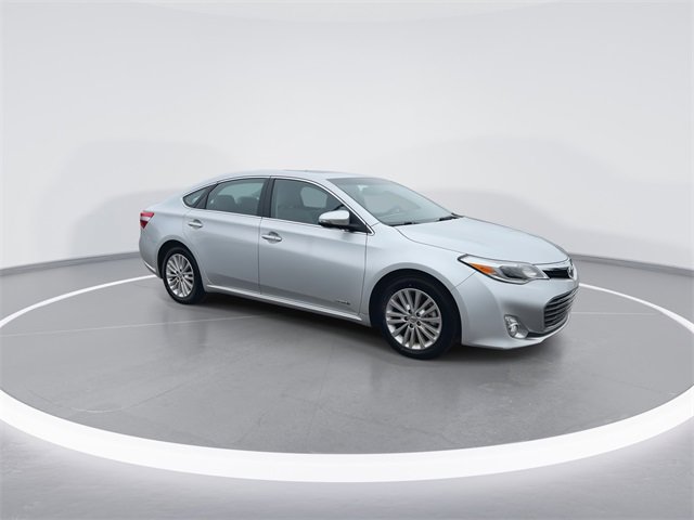Used 2014 Toyota Avalon Limited image 2