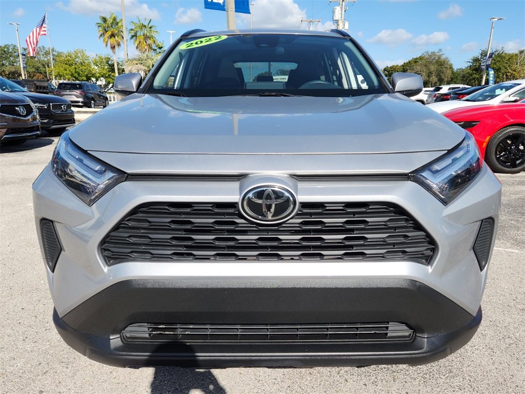 Used 2022 Toyota RAV4 XLE image 4