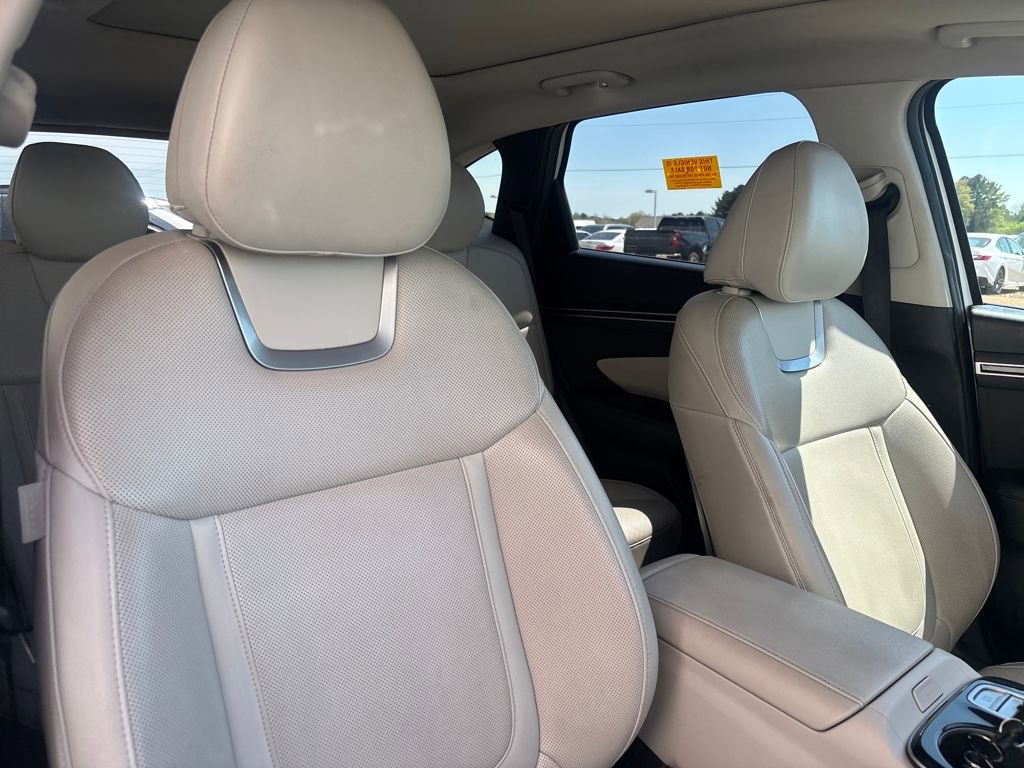 Used 2023 Hyundai Tucson Limited image 17