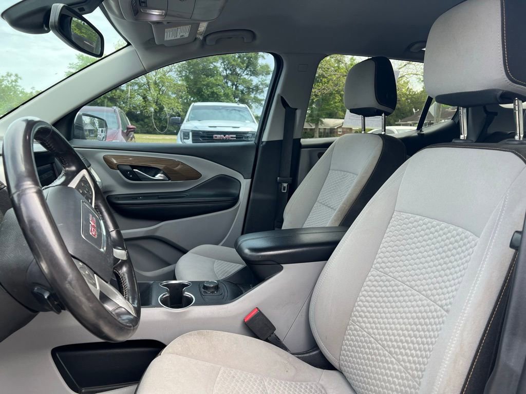 Used 2020 GMC Terrain SLE image 4