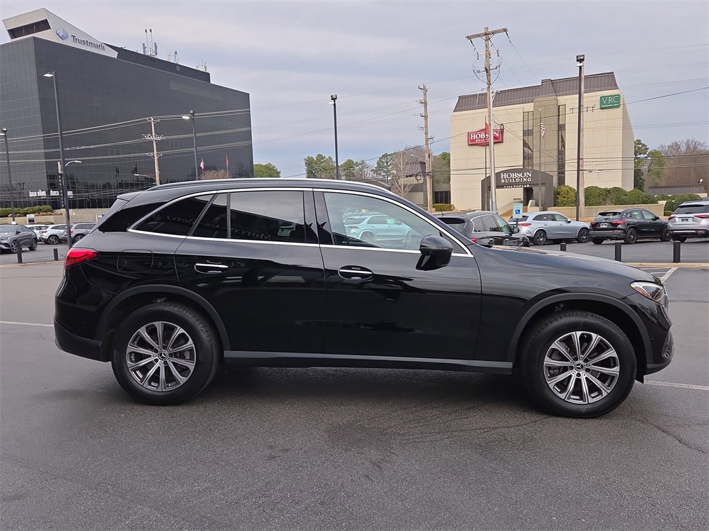 Used 2023 Mercedes-Benz GLC 300 4MATIC image 6
