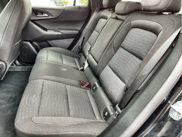 Used 2026 Chevrolet Equinox LT AWD/4WD image 32