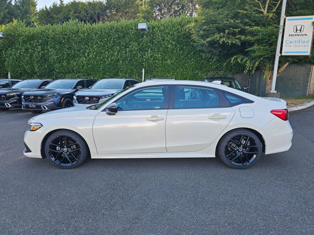 Used 2022 Honda Civic Sport image 4