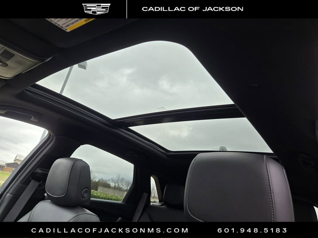 Certified 2025 Cadillac XT5 Premium Luxury image 5