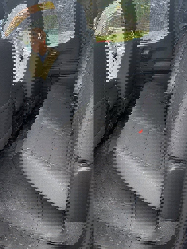 Used 2023 Chevrolet Silverado 1500 Custom Trail Boss w/ LPO, Dark Essentials Package image 2