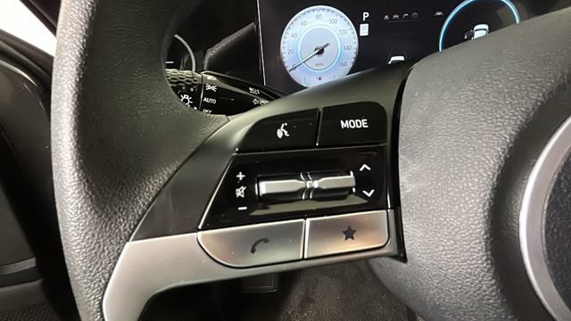Certified 2024 Hyundai Elantra SEL FWD image 15