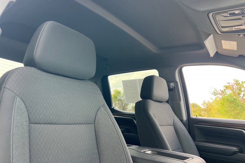 Used 2022 Chevrolet Silverado 1500 LT Trail Boss image 13