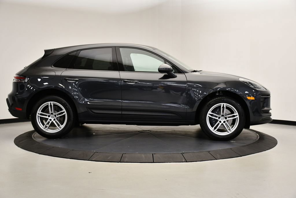 Certified 2025 Porsche Macan Turbo AWD/4WD image 8