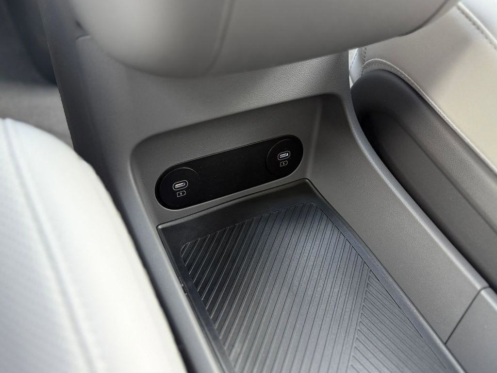 New 2026 Hyundai Ioniq 5 Limited image 24