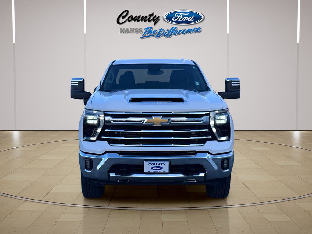 Used 2024 Chevrolet Silverado 2500 LTZ image 12