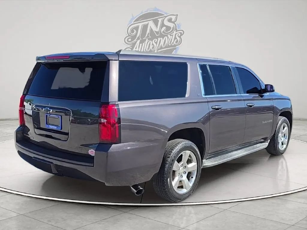 Used 2016 Chevrolet Suburban LT w/ Luxury Package AWD/4WD image 5