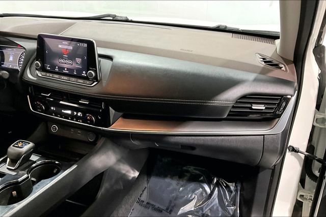 Used 2021 Nissan Rogue SV image 27