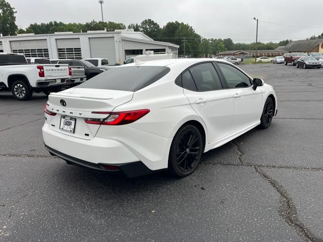 Used 2025 Toyota Camry SE w/ Convenience Package FWD image 3