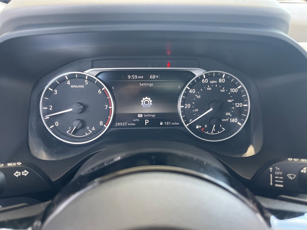 Used 2022 Nissan Rogue SV w/ SV Premium Package image 13